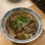 旨い魚と京ばんざい はなと - 牛スジ