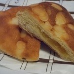 サ・マーシュ -  甘夏のパン