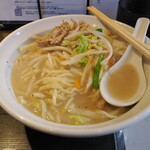 弘明寺丿貫 - 日ノ出町式 真鯛白湯たんめん