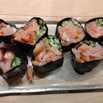 すしやのたい悟 - 赤貝紐と胡瓜の巻物（通常メニュー外）