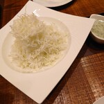 epais - 副菜(キャベツの千切り)