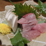 酒仙房　金生 - ＜2014年5月＞活けサゴシのお造りのツマの大根も、沢山あって瑞々しく美味しい～♪