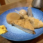 串ん坊 - 料理写真:おでん 1個120円(写真は4個)