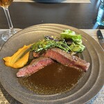 大和四季旬菜 白雲庵 - 香川県産牛肉のグリエ。サツマイモとカボチャのピューレにリンゴのソースがめっちゃうま！