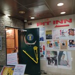シンジュク・ピット・イン - 