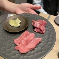金山成吉思汗 - 
