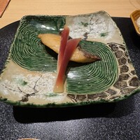 鮨と酒 魚伸 - 幽庵焼きは〝柚〟が淡く､その分ハッキリとする醤油感｡