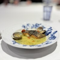リストランテ アクアパッツァ - 看板料理「鮮魚のアクアパッツァ」 千葉県産 平目で