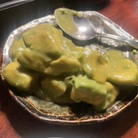 カルネジーオ イースト - 