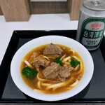 Taipei International Airport VIP Lounge - 牛肉麺