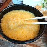 洋食屋 銀座ランプ亭 - ポークソテー（クリームチーズソース）1,000円（ご飯、生卵おかわり無料、テイクアウトコーヒー無料）