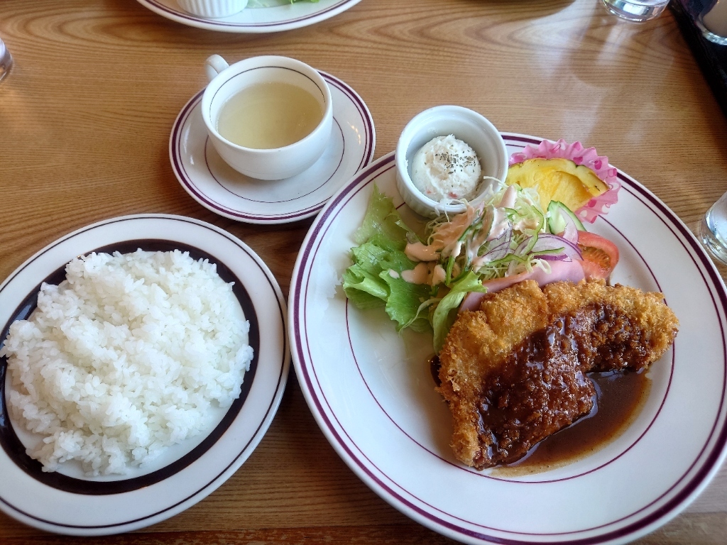 写真 : ファミリーレストラン キャロット - あき亀山/ファミレス