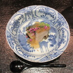 草庵 鍋島 - 鮑 (鍋島の酒蒸し)、天然の岩モズク、叩きオクラ、酸味の効いた出汁ゼリー