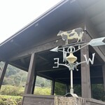 牧場のパン屋さん カウベル - 風見牛