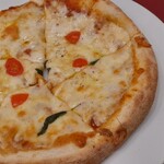 イタリアンバル AMIGO - ピザ