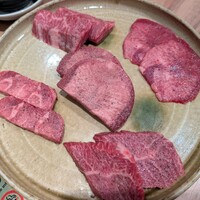 焼肉ホルモン 稲田 - 
