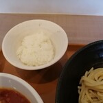 つけ麺 なごむ - ランチはご飯無料