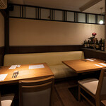 オステリア・エッコ - テーブル