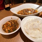 正宗広東私房菜サワダ - 白ご飯をお供に。