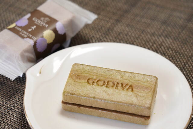 GODIVA Rarapoto Ekusuposhi Ten photo 2