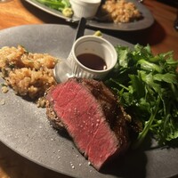 カルネジーオ イースト - 