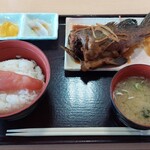 浜のかあさん食堂 - 