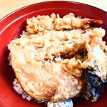 やぶ善 - ふんわりと仕上げる、昔ながらの天丼。