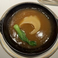 フカヒレ専門店 銀座七芳 - フカヒレの姿煮