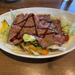 ジョリーパスタ - ローストビーフサラダ