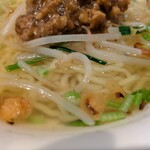 パオ - ・モヤシと麺の太さが一緒