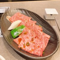 徳壽  - 特選カルビ&ロースランチ・肉大盛、4,100円。
