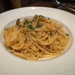 プント・テ - エビとしめじのトマトクリーム