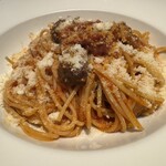 プント・テ - 牛バラトマトのスパゲティニ