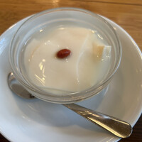 個室中華 頤和園 溜池山王店 - 