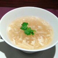 中国料理 神戸壺中天 - フカヒレスープ