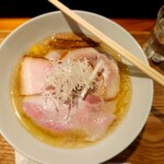 麺 ふじさき - 左の角型が旨し