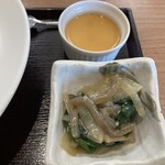 CHINESE DINING 瑞 - ほうれん草・こんにゃく・玉葱・しめじの中華和え