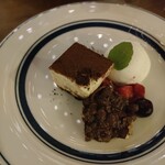 Dining & Bar LAVAROCK - 