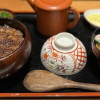 鰻う おか冨士 - 上櫃まぶし蓋開け後