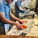 ザ ピッツァバー ON 38TH - 