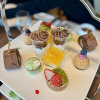 ポム・ダダン - 