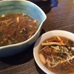 四川曹家 江湖菜 - 中国では定番の酸辣湯