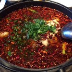 四川曹家 江湖菜 - 鯛の激辛煮込み鍋