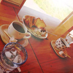 トークギャラリー紫音 - 砥部焼の器でいただけます♡