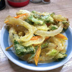 立ち呑み もりすけ - 野菜天（130円）