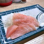 立ち呑み もりすけ - きはだマグロ（260円）