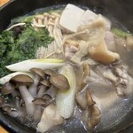 たかい - 鶏の水炊き鍋（九州名物）　具沢山で1100円
