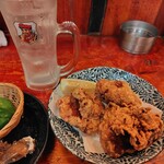沖縄大衆酒場 おでんの金太郎 - 唐揚げ３個