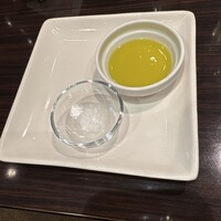 カレス - 