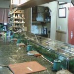 亀寿司 -  カウンター（魚さんの形の箸置きや亀さんの置物が可愛い！）